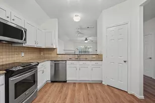 15403 Court Green Trail, Cypress, TX 77433 - Photo 7