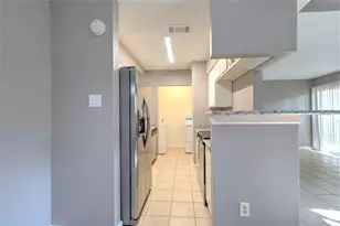 3628 Ocee St, Houston, TX 77063 - Photo 7