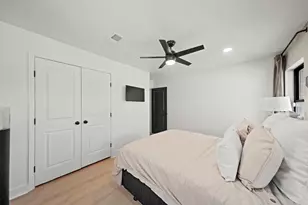 2207 Cheshire Ln, Houston, TX 77018 - Photo 41