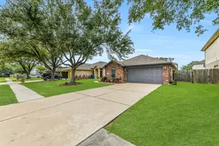 8002 Leaning Oak Dr, Texas City, TX 77591 - Photo 23