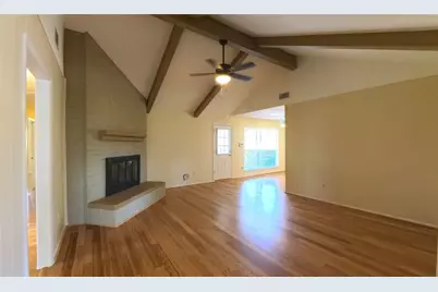 1115 Newport Boulevard, League City, TX 77573 - Photo 7