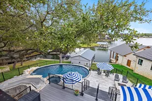 205 Beaver Cir, Horseshoe Bay, TX 78657 - Photo 5