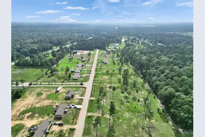 20043 Kincaid Drive, Conroe, TX 77306 - Photo 5