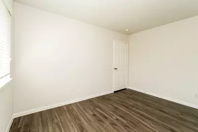 5558 Latta Plantation Drive, Katy, TX 77449 - Photo 13