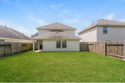 5558 Latta Plantation Drive, Katy, TX 77449 - Photo 3