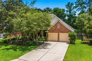 46 E Hobbit Glen Dr, The Woodlands, TX 77384 - Photo 3