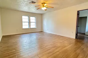 6018 W 43rd St, Houston, TX 77092 - Photo 7