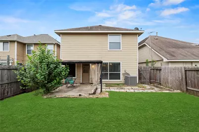 10827 Windfern Lakes Street, Houston, TX 77064 - Photo 13