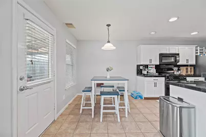 10827 Windfern Lakes Street, Houston, TX 77064 - Photo 5