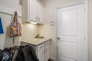 8917 Wind Springs Dr, Houston, TX 77080 - Photo 25