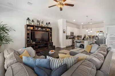 8917 Wind Springs Drive, Houston, TX 77080 - Photo 7