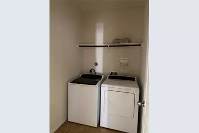 7534 Abbey Point Lane, Houston, TX 77049 - Photo 9