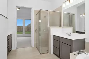 311 Eileen Dr, Rosenberg, TX 77471 - Photo 5