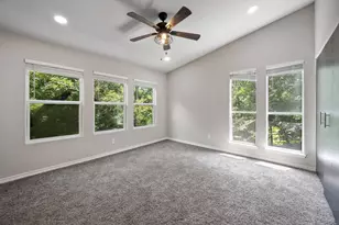 239 White Oak Hls, Livingston, TX 77351 - Photo 17