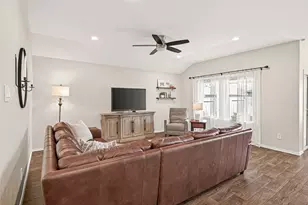 5154 Cherry Tallow Trl, Katy, TX 77449 - Photo 9