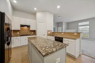 1012 Hyland Ln, League City, TX 77573 - Photo 7