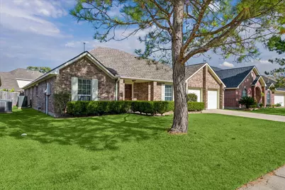 1012 Hyland Lane, League City, TX 77573 - Photo 3