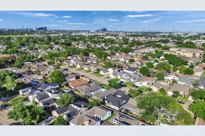 4342 Yupon Ridge Drive, Houston, TX 77072 - Photo 37