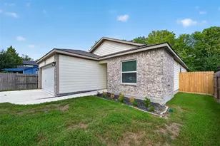 353 Todd St, Tomball, TX 77375 - Photo 3
