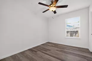 353 Todd St, Tomball, TX 77375 - Photo 29