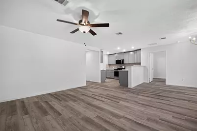 353 Todd Street, Tomball, TX 77375 - Photo 9