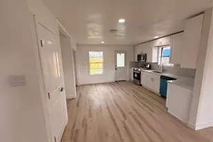 8015 Howton St, Houston, TX 77028 - Photo 9