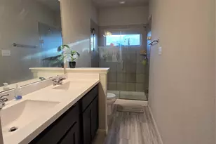24723 Teton Holw Trl, Houston, TX 77336 - Photo 9