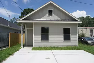 11927 Nelwood, Willis, TX 77318 - Photo 1