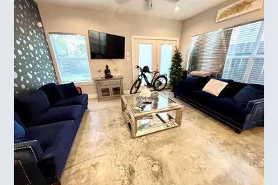 612 E 29th Street, Houston, TX 77008 - Photo 7