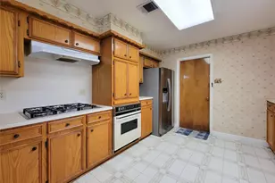 12119 Beverly Dr, Houston, TX 77065 - Photo 7