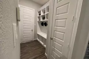 2025 Clearwater Grove Ln, Houston, TX 77089 - Photo 11