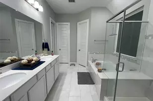2025 Clearwater Grove Ln, Houston, TX 77089 - Photo 25