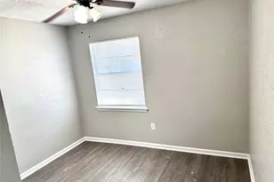 10206 Buena Park Dr, Houston, TX 77089 - Photo 15