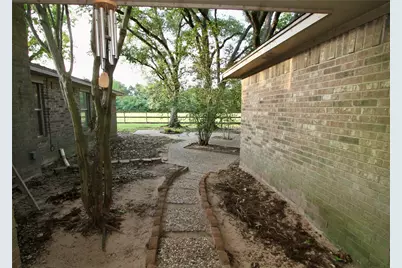 20510 Kickapoo Road, Waller, TX 77484 - Photo 21
