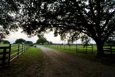 20510 Kickapoo Road, Waller, TX 77484 - Photo 35