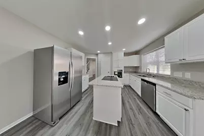 802 Sierra Lake Drive, Katy, TX 77450 - Photo 5