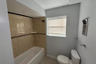 1014 Robinson St, Alvin, TX 77511 - Photo 11