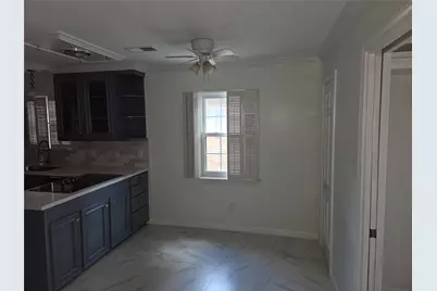 10010 Burgoyne Road, Houston, TX 77042 - Photo 21
