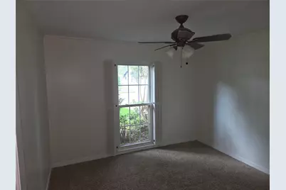 10010 Burgoyne Road, Houston, TX 77042 - Photo 15