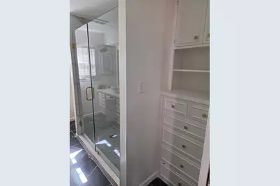 10010 Burgoyne Road, Houston, TX 77042 - Photo 7