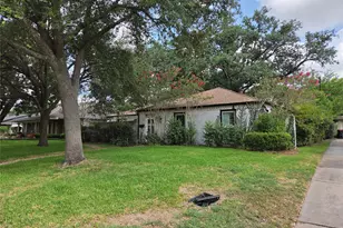 10010 Burgoyne Rd, Houston, TX 77042 - Photo 1