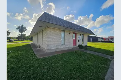 1501 6th Street N, Texas City, TX 77590 - Photo 11