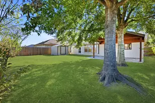 9203 Kirkmont Dr, Houston, TX 77089 - Photo 41