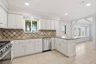 9203 Kirkmont Dr, Houston, TX 77089 - Photo 23