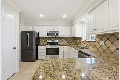 9203 Kirkmont Drive, Houston, TX 77089 - Photo 19