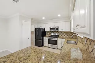 9203 Kirkmont Dr, Houston, TX 77089 - Photo 21