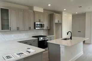 4308 Avron Dr, Stafford, TX 77477 - Photo 7