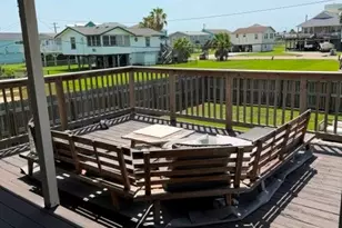 16535 Jamaica Inn Rd, Jamaica Beach, TX 77554 - Photo 5