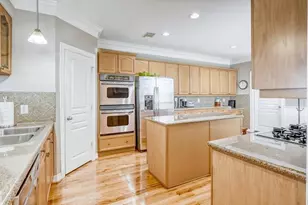 1735 Michigan St, Houston, TX 77006 - Photo 5