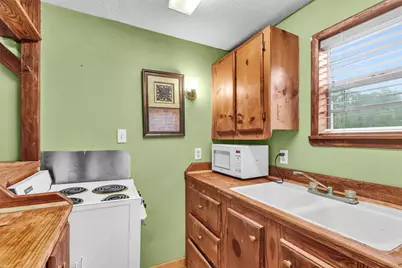 16014 Post Oak Road, Plantersville, TX 77363 - Photo 27